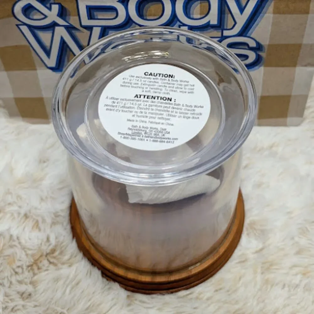 Bath & Body Works Conch Sea Shell Glass Cloche Pedestal 3-Wick Candle Holder - Picture 3 of 4